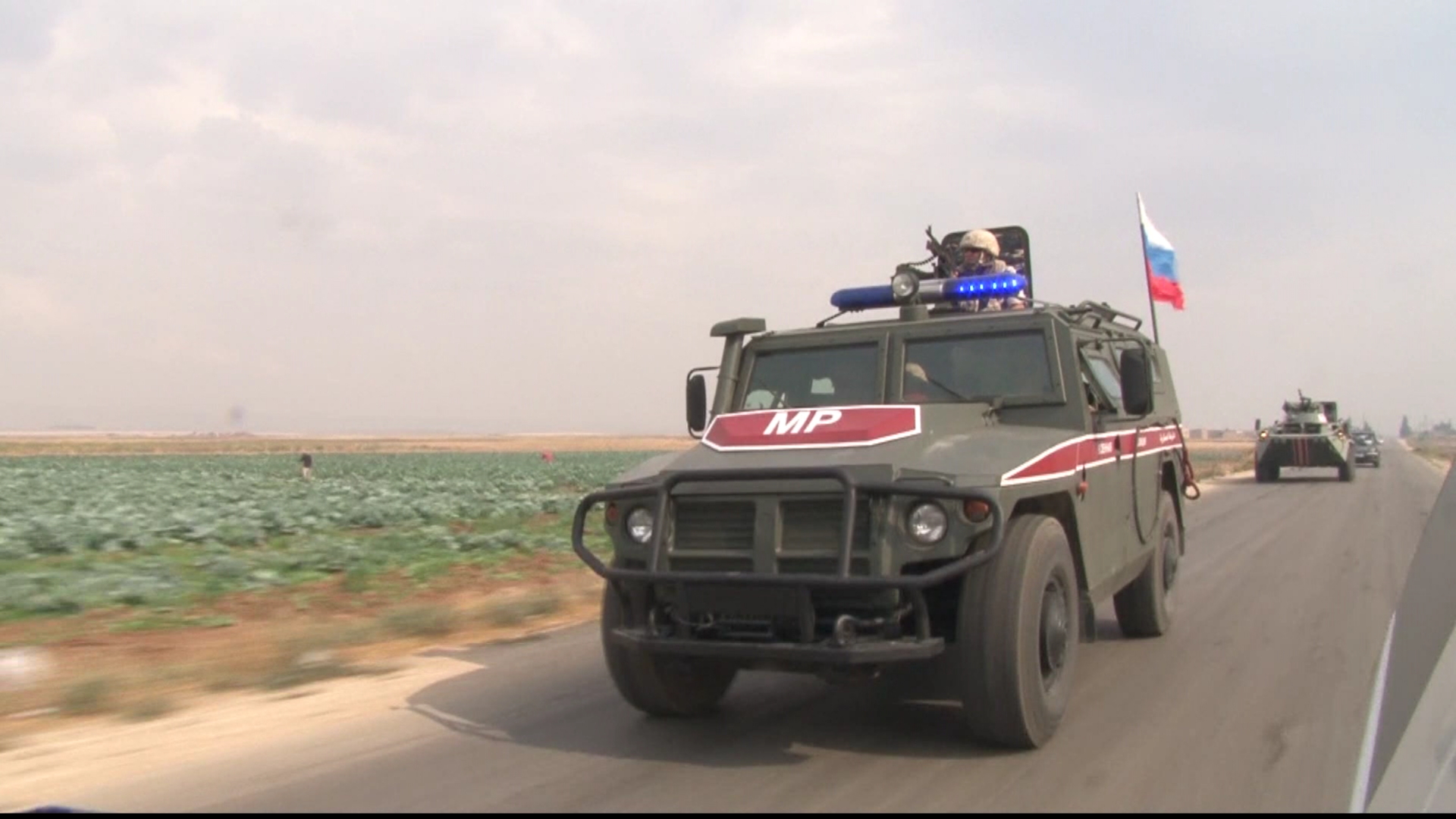 Polîsên serbazî yên Rûsyayê û artêşa Tirkiyê gerek çavdêriyê li gundewarên Dêrikê encam dan